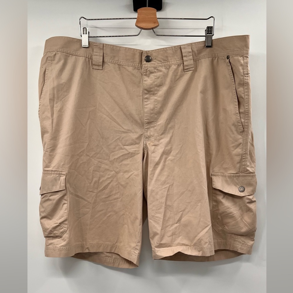 Men’s Columbia cargo shorts